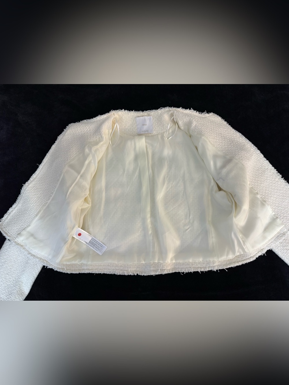 NWOT Mango Cinta Cropped Tweed Jacket Cream with Black Trim Size Large - Picture 8 of 13